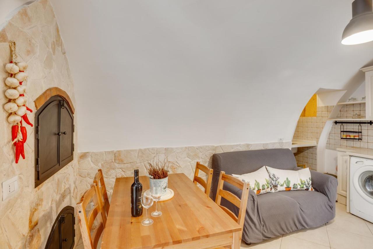 La Chicca Historic Center Beautiful Flat Apartment Monopoli Exterior foto
