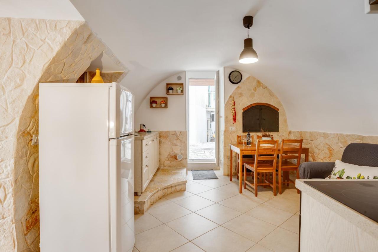 La Chicca Historic Center Beautiful Flat Apartment Monopoli Exterior foto