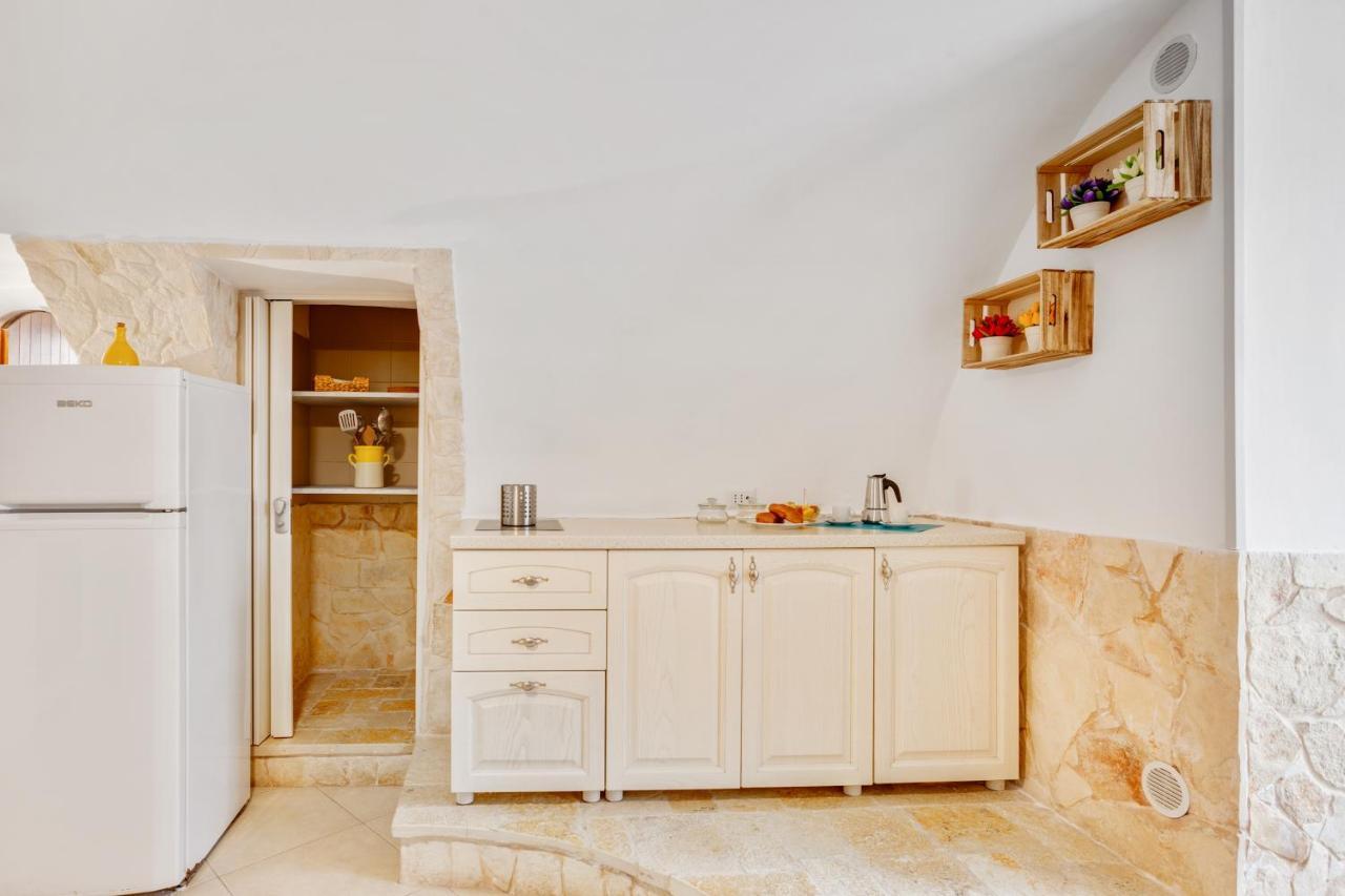 La Chicca Historic Center Beautiful Flat Apartment Monopoli Exterior foto