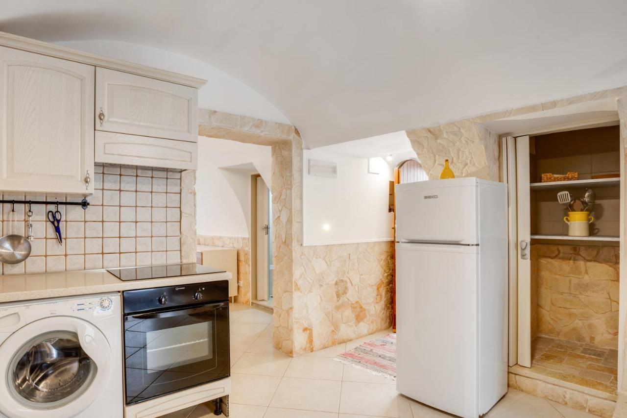 La Chicca Historic Center Beautiful Flat Apartment Monopoli Exterior foto