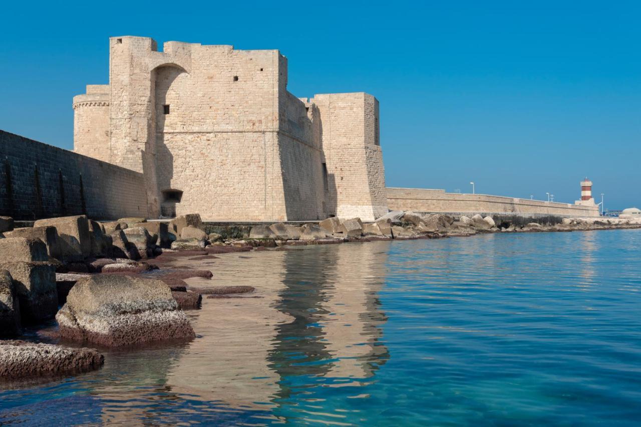 La Chicca Historic Center Beautiful Flat Apartment Monopoli Exterior foto