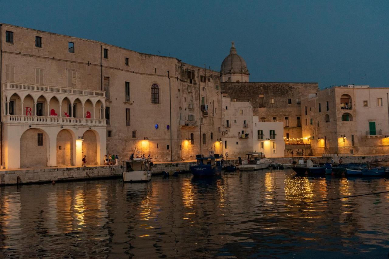 La Chicca Historic Center Beautiful Flat Apartment Monopoli Exterior foto